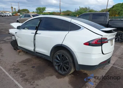 2017 Tesla Model X 100D/75D/90D из США, поврежденный, VIN 5YJXCAE20HF065921